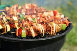 100 piques à brochettes Westmark Natur Pur 20cm
