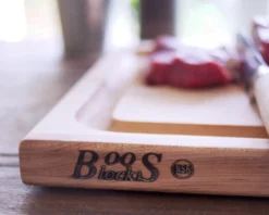 Planche à découper Boos Blocks double-face avec rigole en bois d'érable 31x20cm