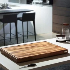 Planche à découper Legnoart en noyer Grand Gourmand avec rigole