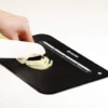 Planche à découper souple Kyocera noire 37x25x0.3cm