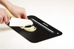 Planche à découper souple Kyocera noire 37x25x0.3cm