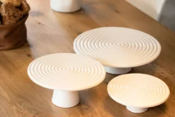 Plateau de présentation 25cm Dutch Deluxes en céramique blanche