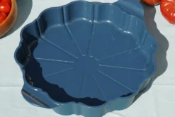 Plat à tarte Cookut Le Formidable avec coupe-tarte myrtille