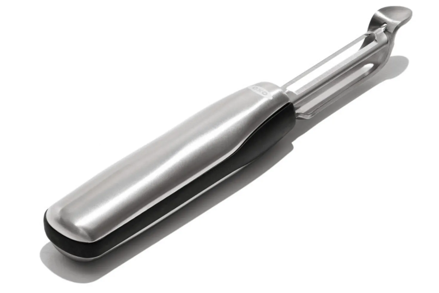 Éplucheur à légumes OXO Steel oscillant manche en inox et santoprène