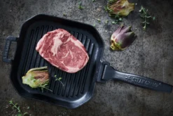 Poêle à griller Steak Champ en fonte 26x26x3,5cm