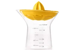 Presse agrumes OXO citron et orange avec récipient doseur