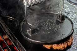 Presse à griller Big Green Egg en fonte émaillée