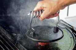 Presse à griller Big Green Egg en fonte émaillée