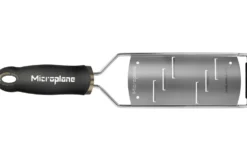 Râpe Microplane Gourmet coupe large manche noir