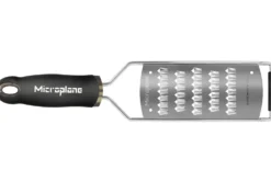 Râpe Microplane Gourmet spéciale carottes manche noir