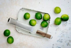 Râpe-Zesteur Microplane Master manche en noyer