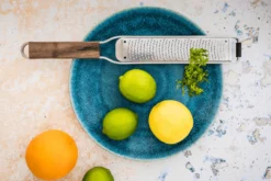 Râpe-Zesteur Microplane Master manche en noyer