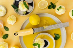 Râpe-Zesteur Microplane Premium Pop of Colour Crème de Citron - 20,3cm