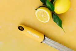 Râpe-Zesteur Microplane Premium Pop of Colour Crème de Citron - 20,3cm