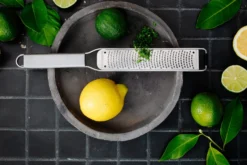 Râpe-Zesteur Microplane Professional Series en acier inoxydable