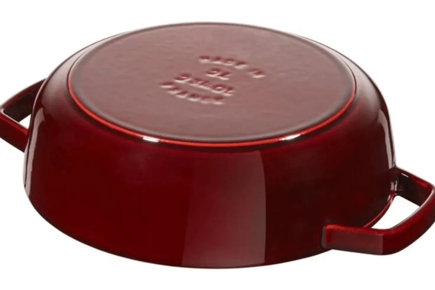 Sauteuse Staub Chistera en fonte émaillée grenadine