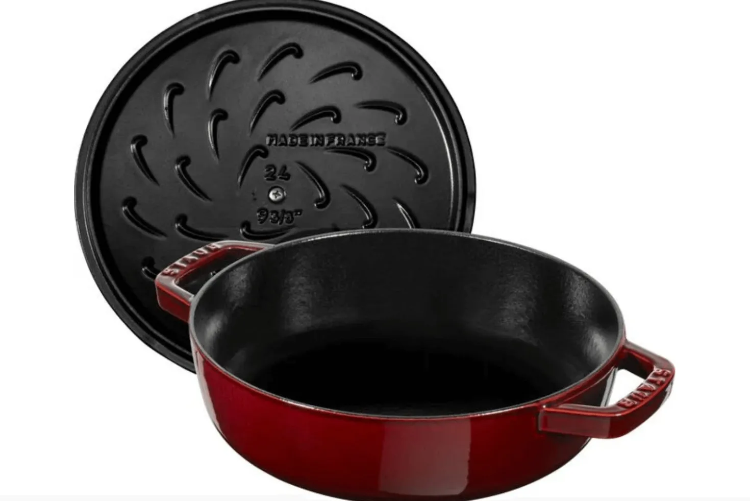 Sauteuse Staub Chistera en fonte émaillée grenadine