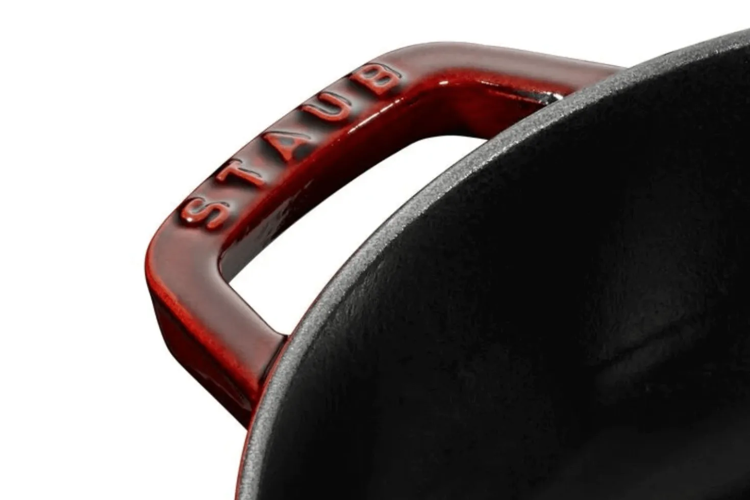 Sauteuse Staub Chistera en fonte émaillée grenadine
