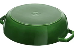 Sauteuse Staub Chistera en fonte émaillée basilic