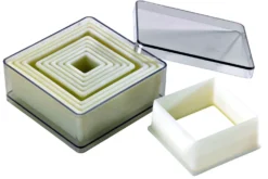 Set de 9 découpoirs professionnels carrés unis polyglass
