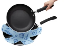 Set de 3 protections KitchenCraft pour poêles antiadhérentes en polyester bleu