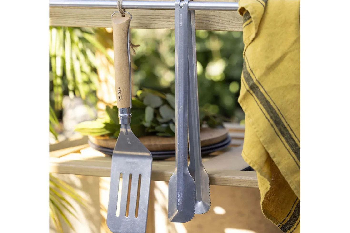 Set de 3 ustensiles à barbecue Opinel spatule à viande + couteau + pince