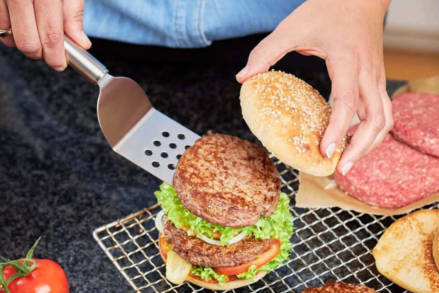 Spatule coudée à burger Rösle en acier inoxydable 18/10