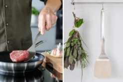Spatule coudée Kitchen Aid tout en acier inoxydable