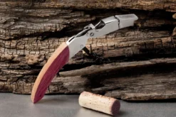 Tire-bouchon sommelier Ligne W Origine manche en chêne finition lie de vin