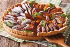 Tourtière cannelée en fer blanc + fond amovible