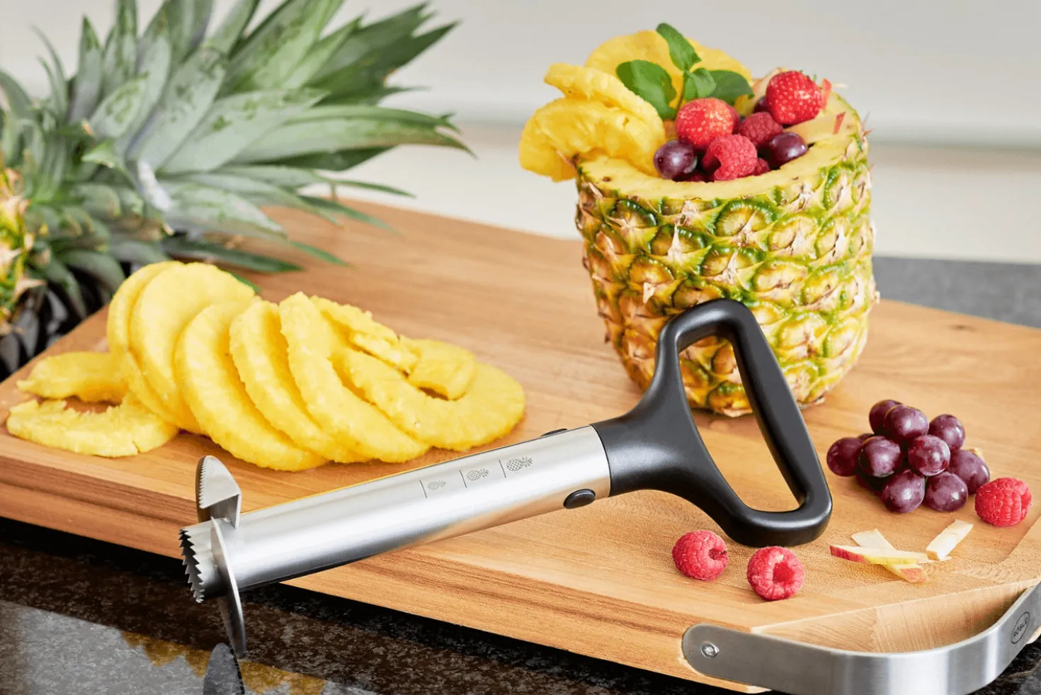 Tranche ananas professionnel Rosle en acier inoxydable 27cm