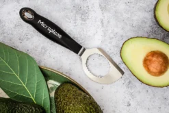 Ustensile pour avocat Microplane 3 en 1