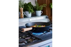 Wok Baumalu Gamme Roc en fonte d'acier légère 30cm