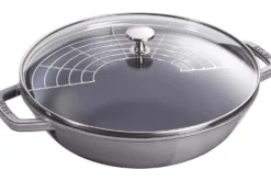 Wok en fonte Staub 30cm avec couvercle en verre + grille